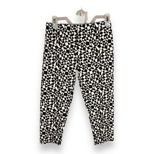 SMALL BLACK WHITE GEOMETRIC PRINT CROPPED LEGGINGS ELASTIC WAIST